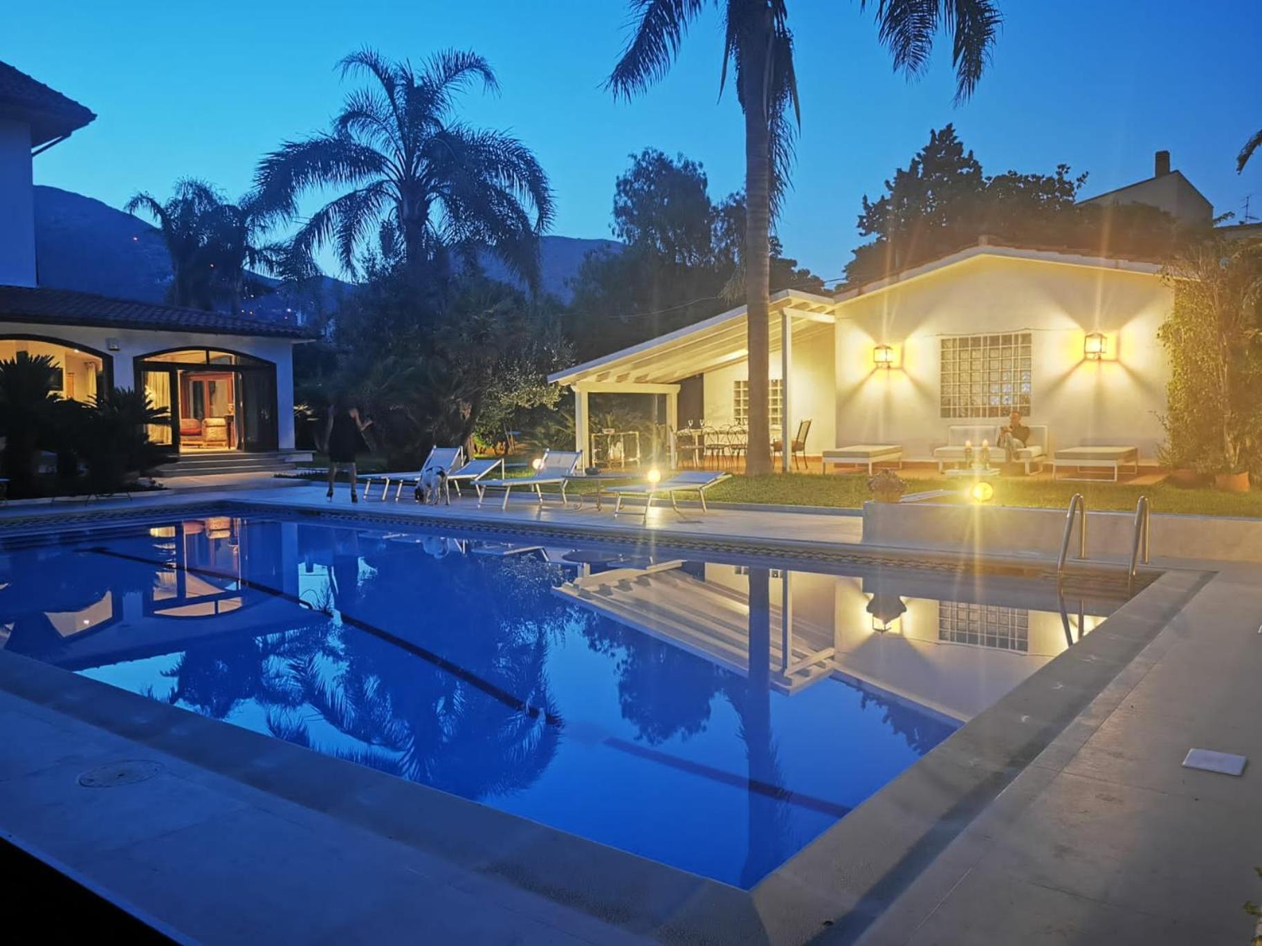 Domus Orestea Luxury Suites Палермо Екстериор снимка
