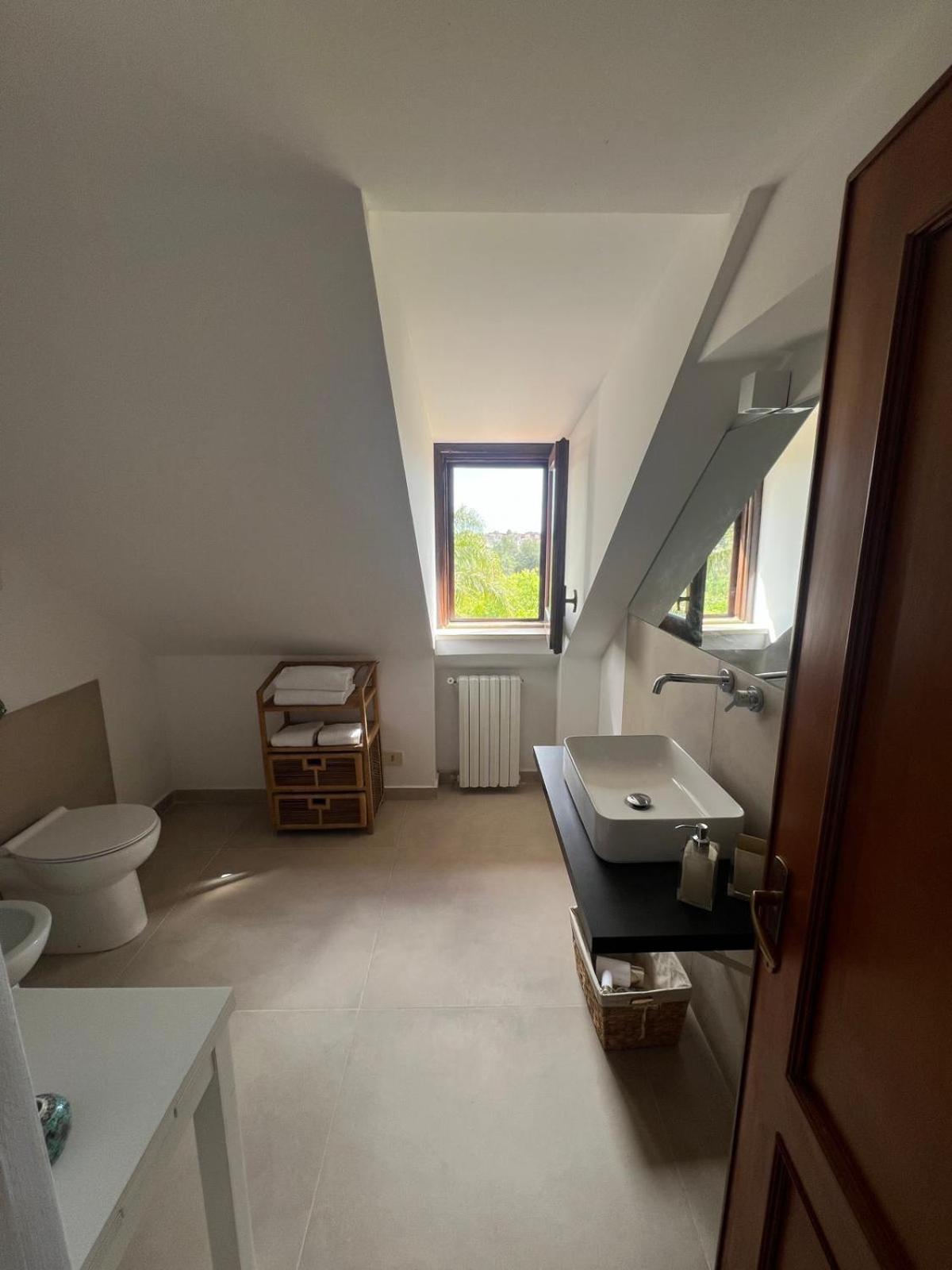 Domus Orestea Luxury Suites Палермо Екстериор снимка