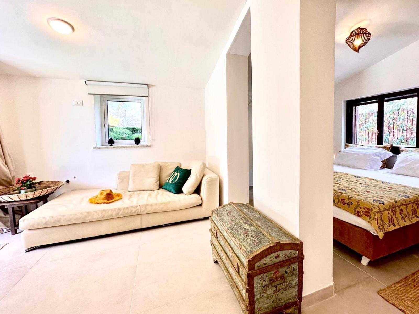 Domus Orestea Luxury Suites Палермо Екстериор снимка